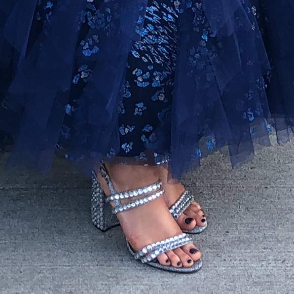 Custom made Silver & Rhinestone block heel 👠 - Picture 6 of 6